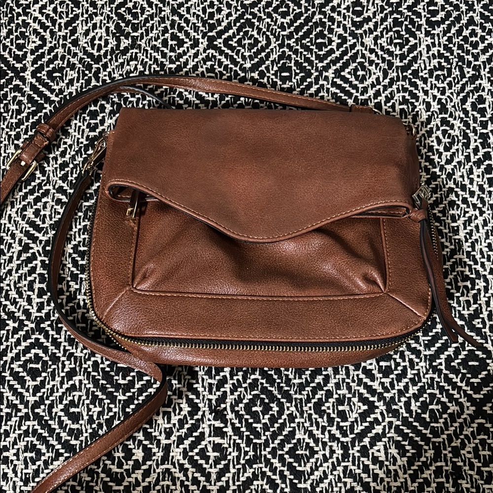 Elegant Brown Crossbody Bag